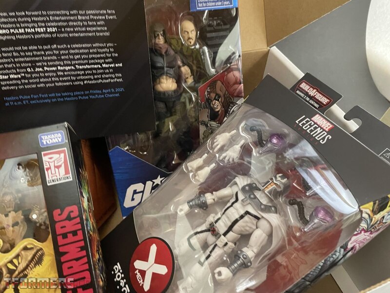 Hasbro Pulse Fan Fest 2021   Begins With Special Previews Box  (4 of 6)